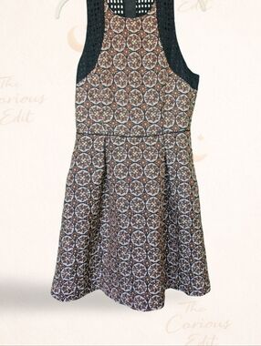 H&M Patterned Fit & Flare Dress w/ Pockets | Mixed Media | Size 8